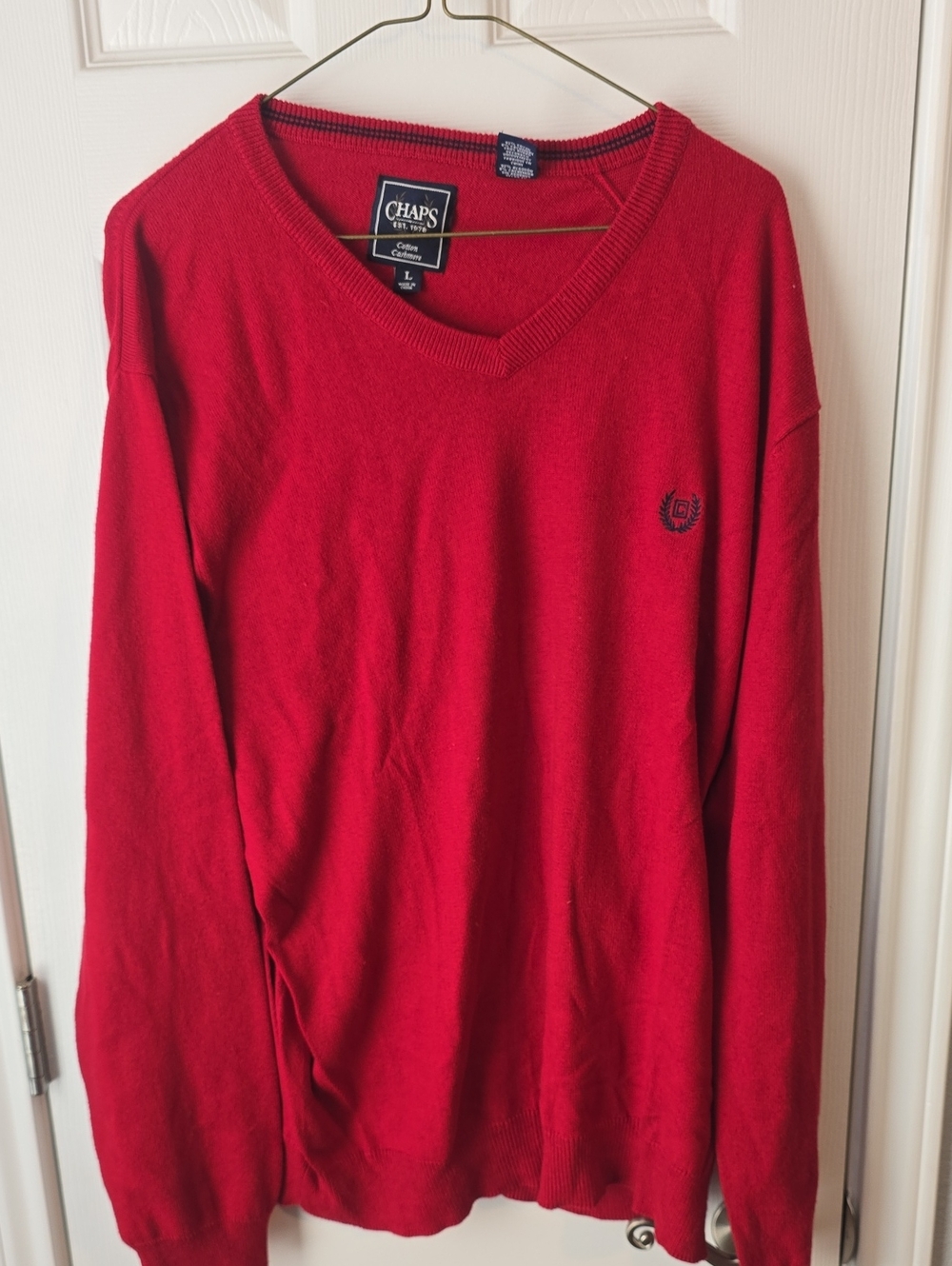 Chaps Men's Bright Red V-Neck Sweater